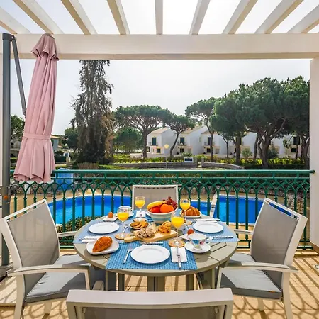 Falesia Cliff By The Portuguese Butler Apartman *