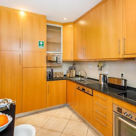 Falesia Cliff By The Portuguese Butler Apartman