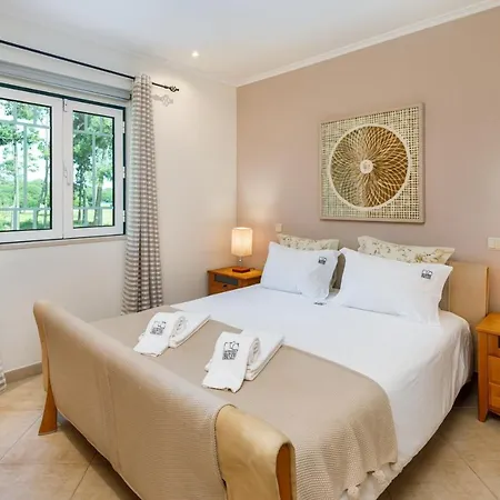 شقة Falesia Cliff By The Portuguese Butler *