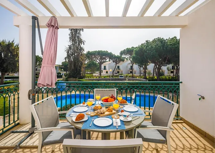 Falesia Cliff By The Portuguese Butler アパート *