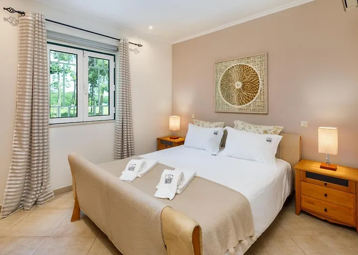 アパート Falesia Cliff By The Portuguese Butler *